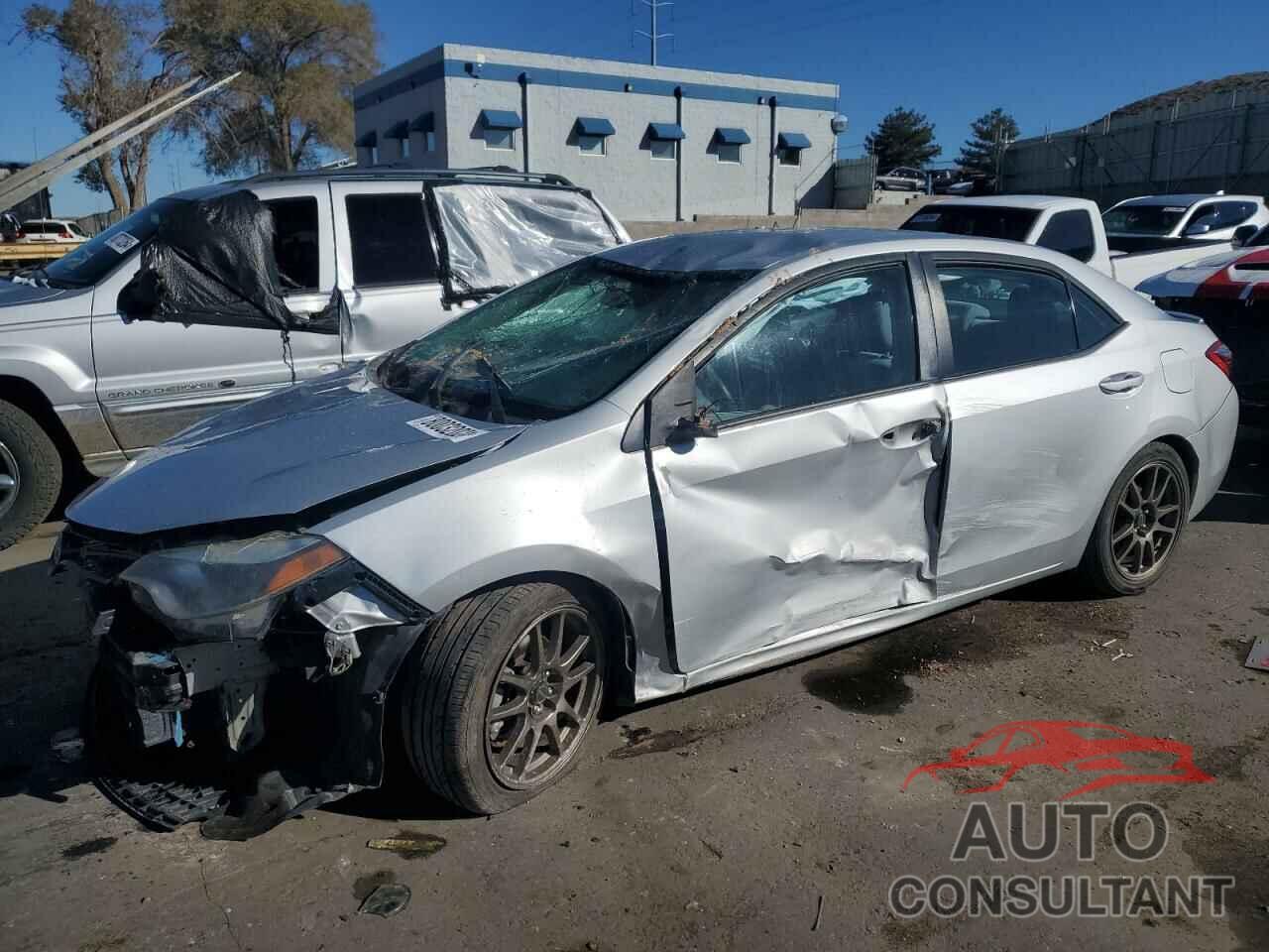 TOYOTA COROLLA 2015 - 2T1BURHE5FC303596