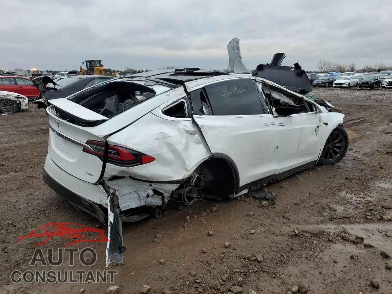 TESLA MODEL X 2018 - 5YJXCBE21JF141044