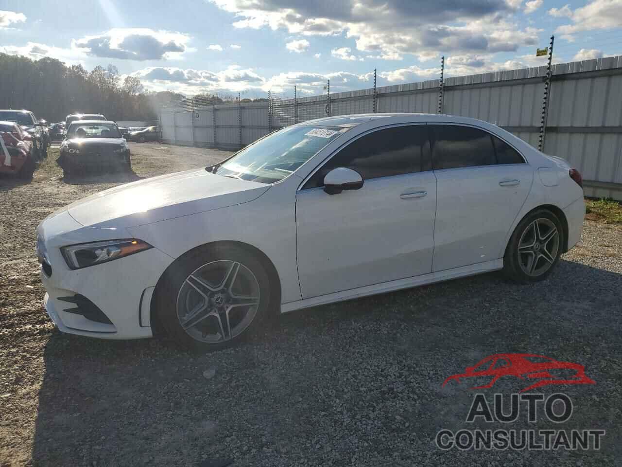 MERCEDES-BENZ A-CLASS 2020 - W1K3G4EB7LJ230570