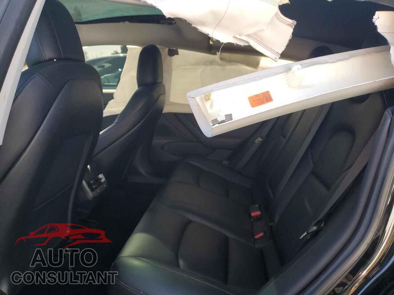 TESLA MODEL 3 2018 - 5YJ3E1EA4JF172363