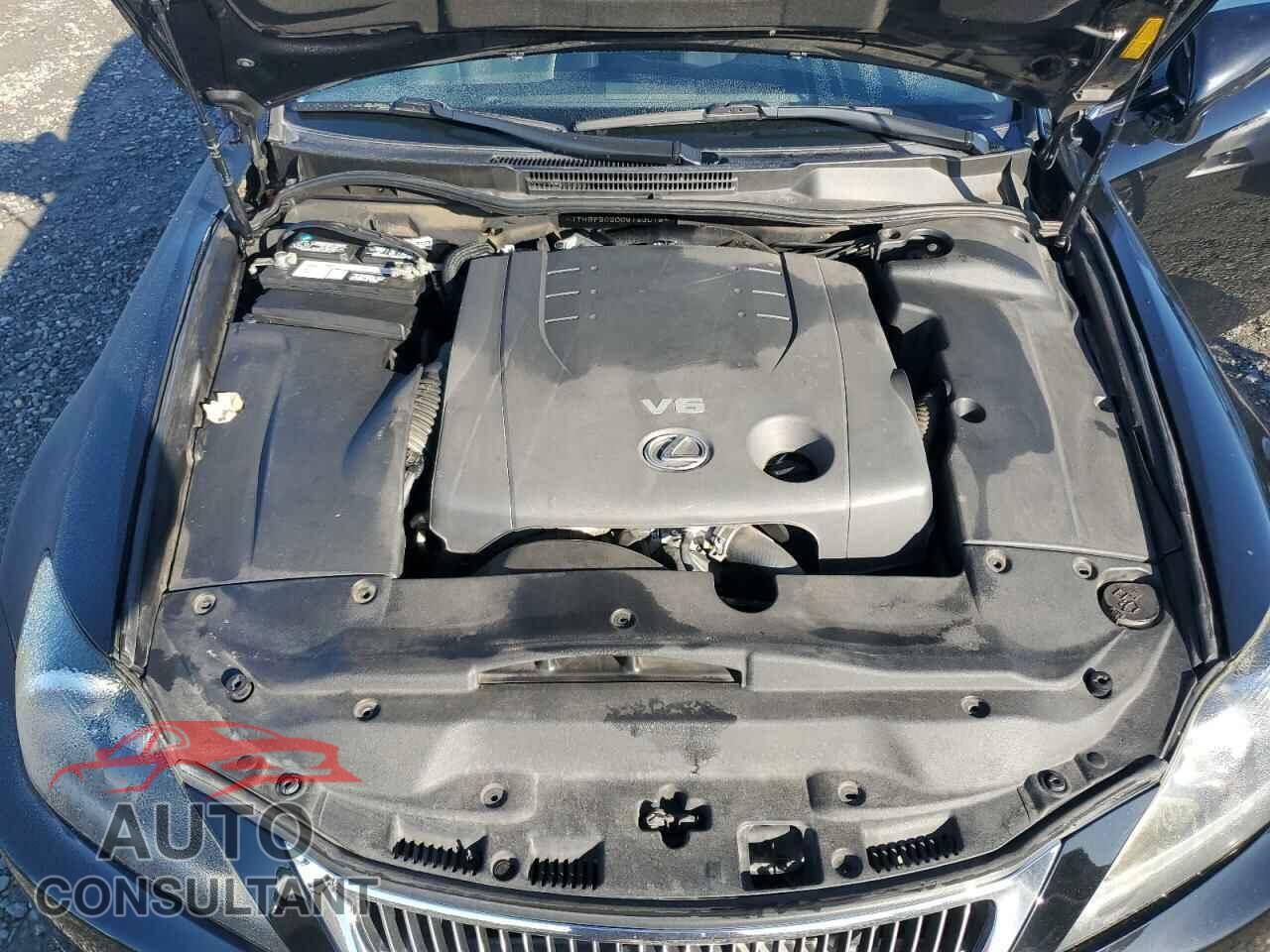 LEXUS IS 2012 - JTHBF5C20C5163075