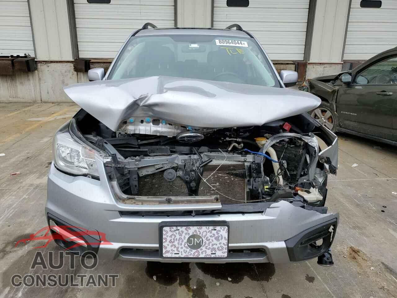 SUBARU FORESTER 2018 - JF2SJAJC1JH595286