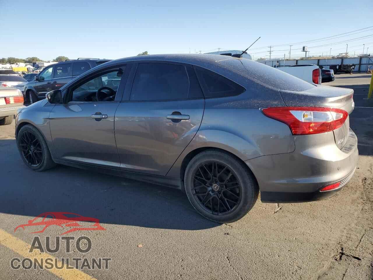 FORD FOCUS 2014 - 1FADP3F28EL199057