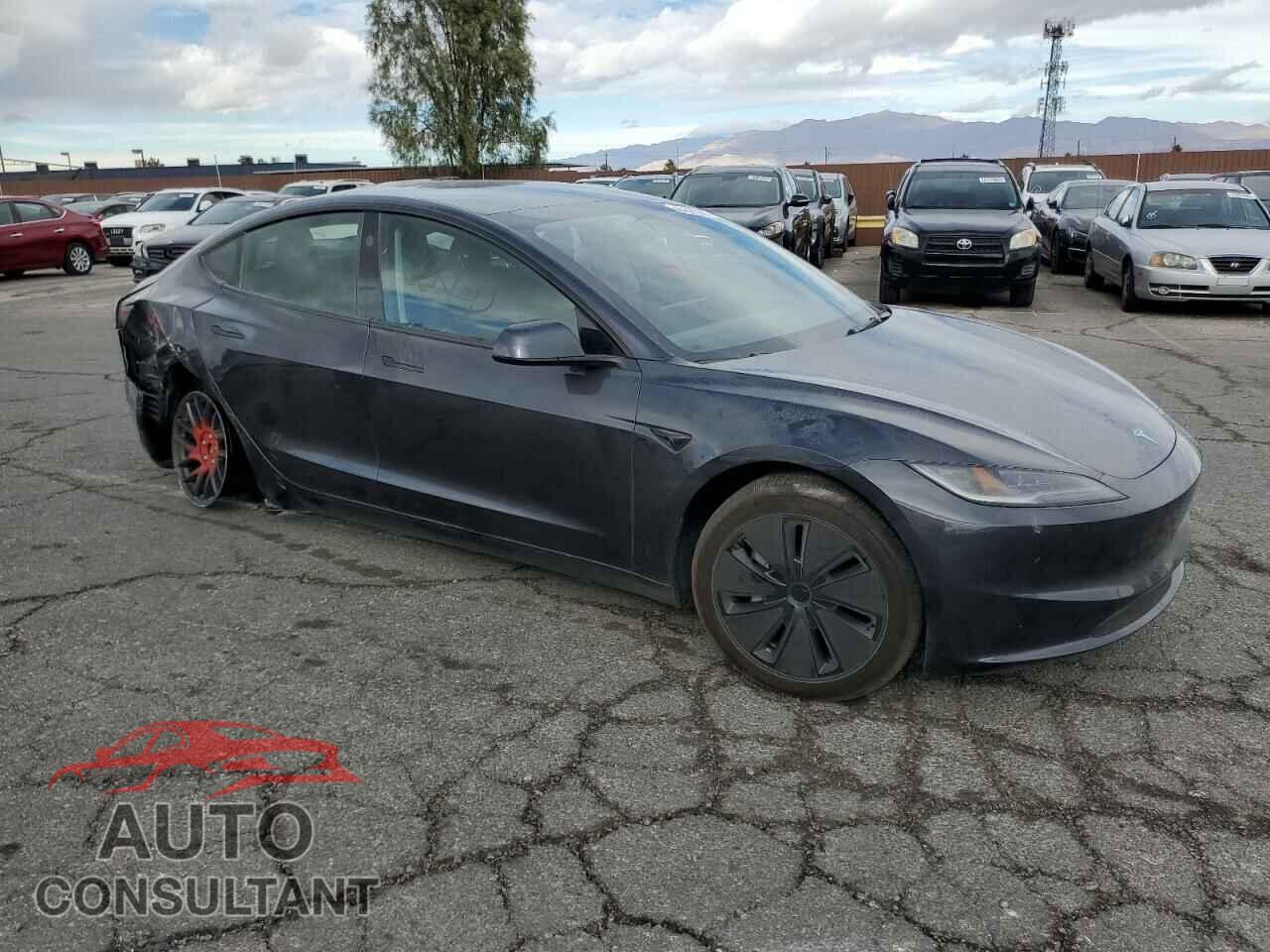 TESLA MODEL 3 2024 - 5YJ3E1EA3RF784453