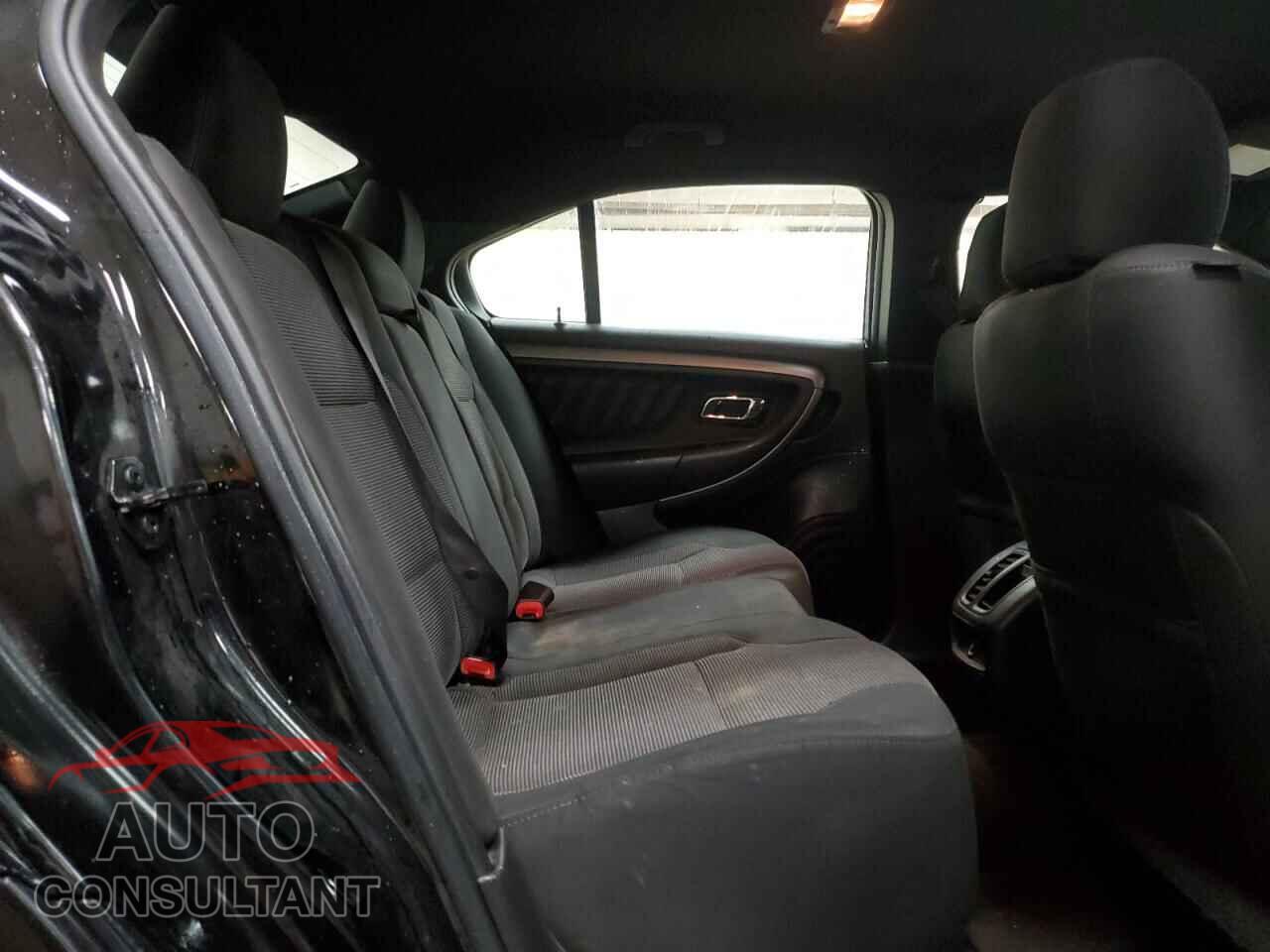 FORD TAURUS 2018 - 1FAHP2H87JG102429