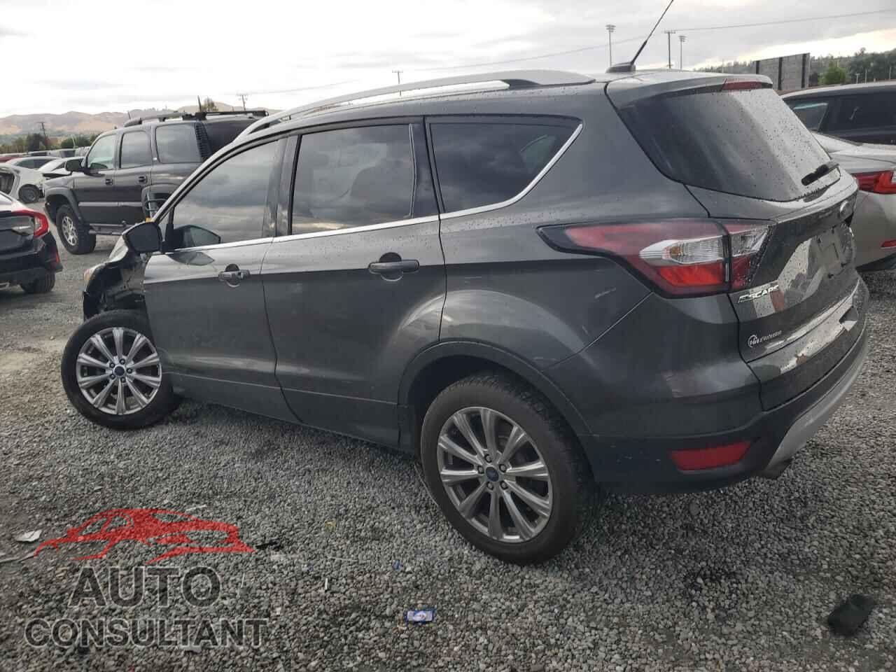 FORD ESCAPE 2017 - 1FMCU0JD4HUA92877