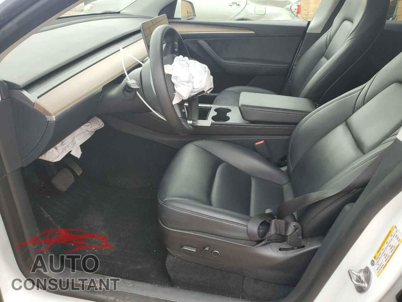 TESLA MODEL Y 2023 - 7SAYGAEE0PF704030