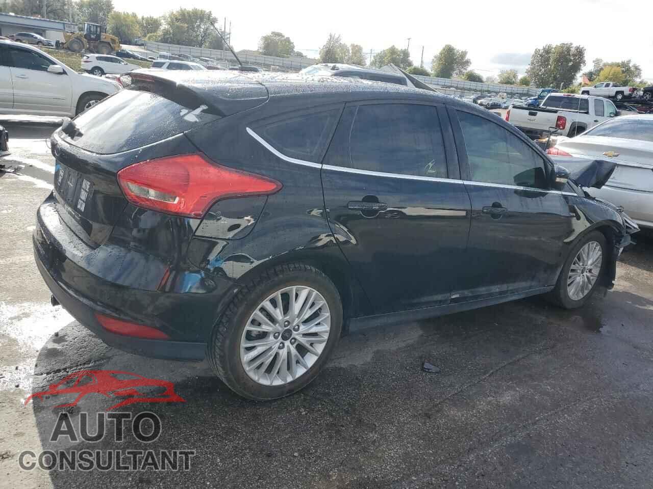 FORD FOCUS 2018 - 1FADP3N24JL294792