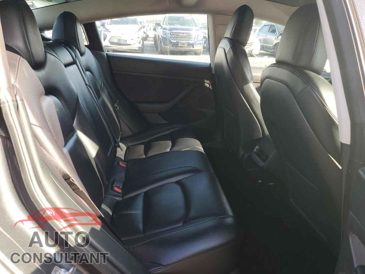 TESLA MODEL 3 2022 - 5YJ3E1EA6NF186853