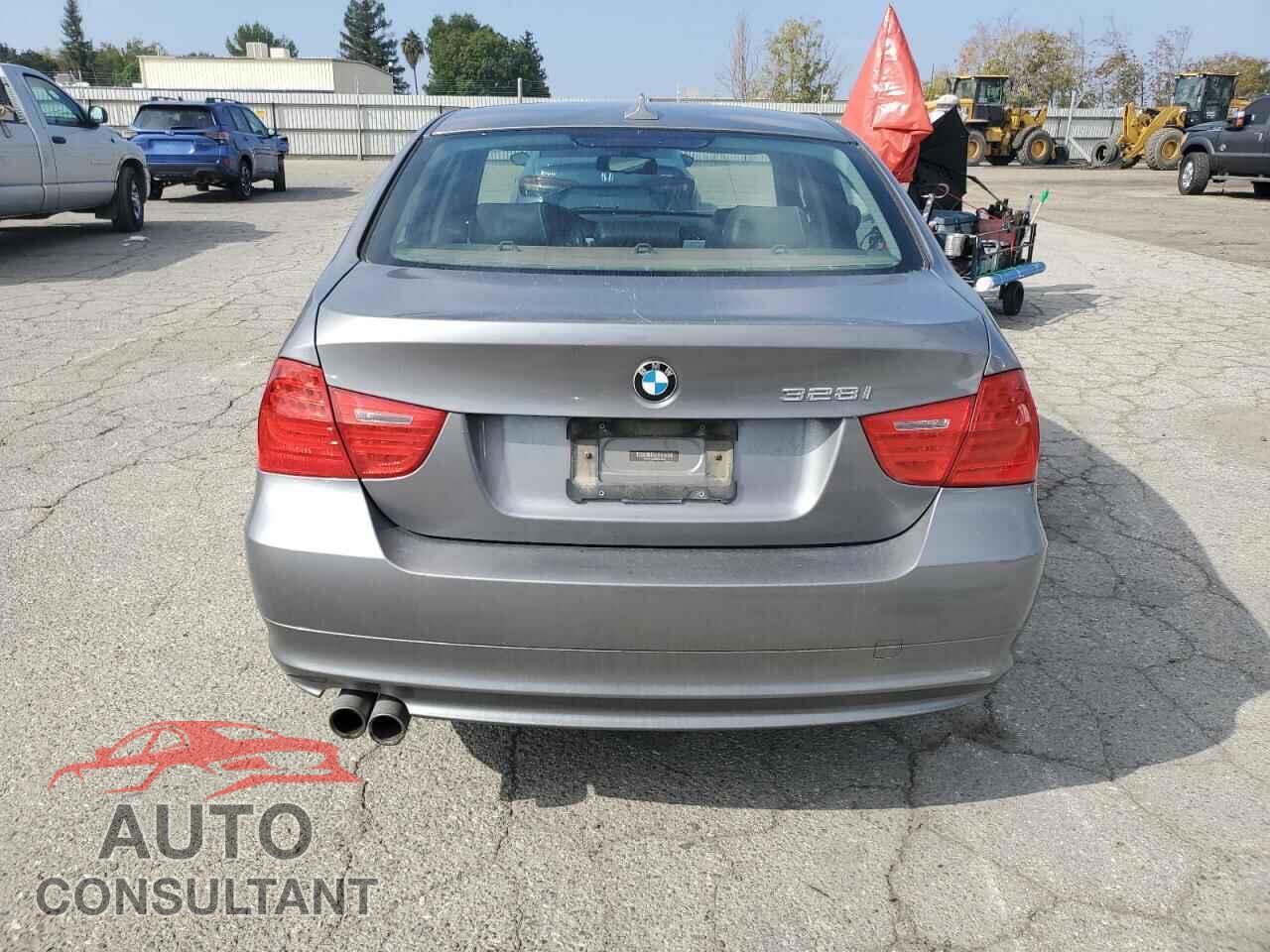 BMW 3 SERIES 2011 - WBAPH5C5XBF094252