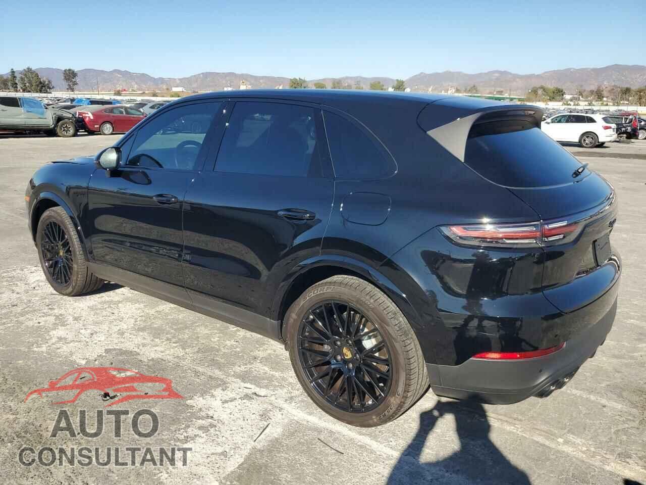 PORSCHE CAYENNE 2023 - WP1AE2AY7PDA12248