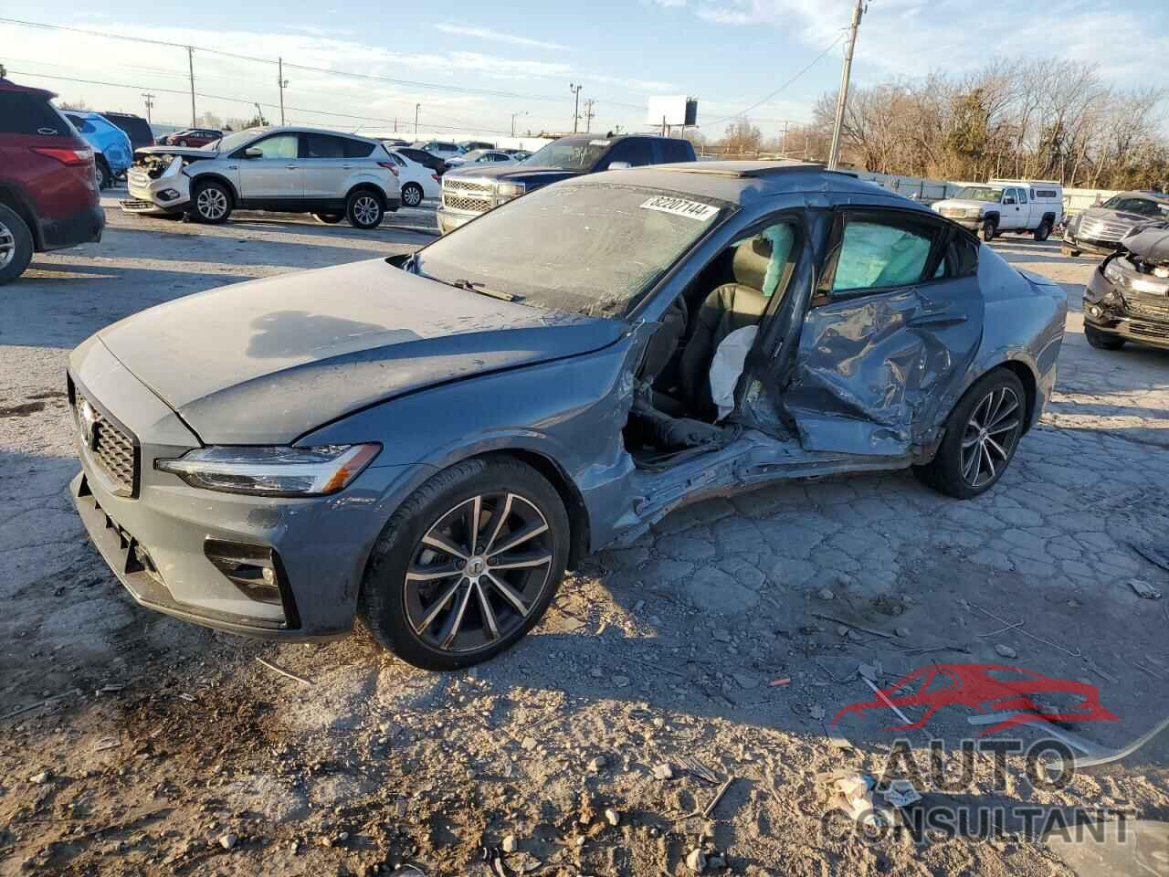 VOLVO S60 B5 MOM 2022 - 7JRL12FZ5NG154635