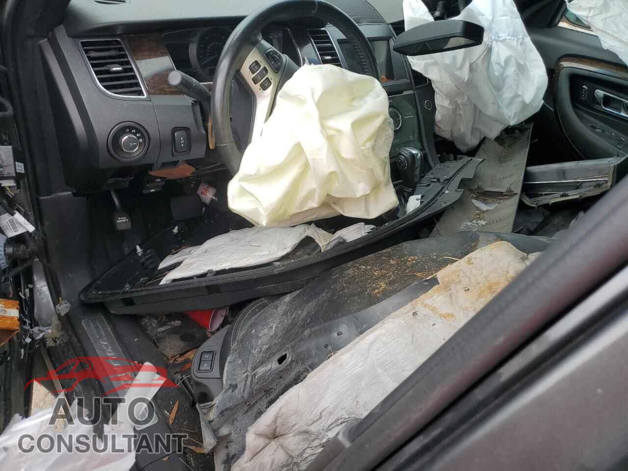 FORD TAURUS 2019 - 1FAHP2F85KG106743