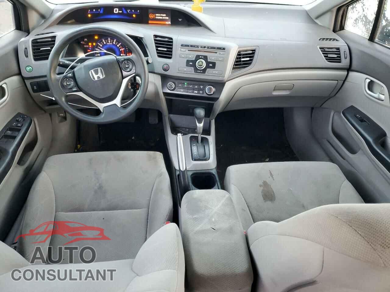 HONDA CIVIC 2012 - 2HGFB2F51CH328080