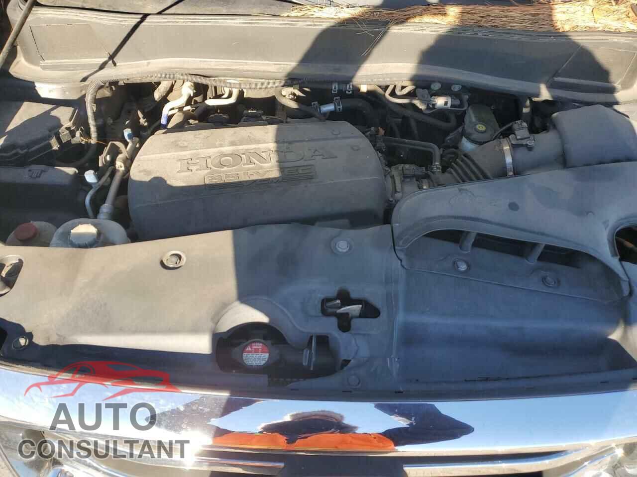 HONDA PILOT 2013 - 5FNYF4H57DB014445