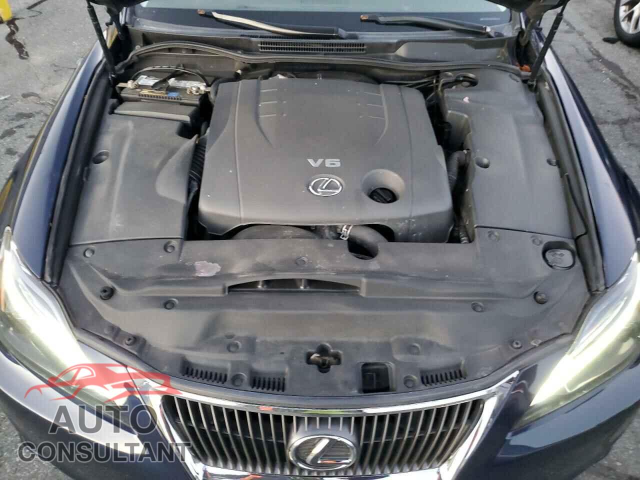 LEXUS IS 2012 - JTHCF5C28C5053993