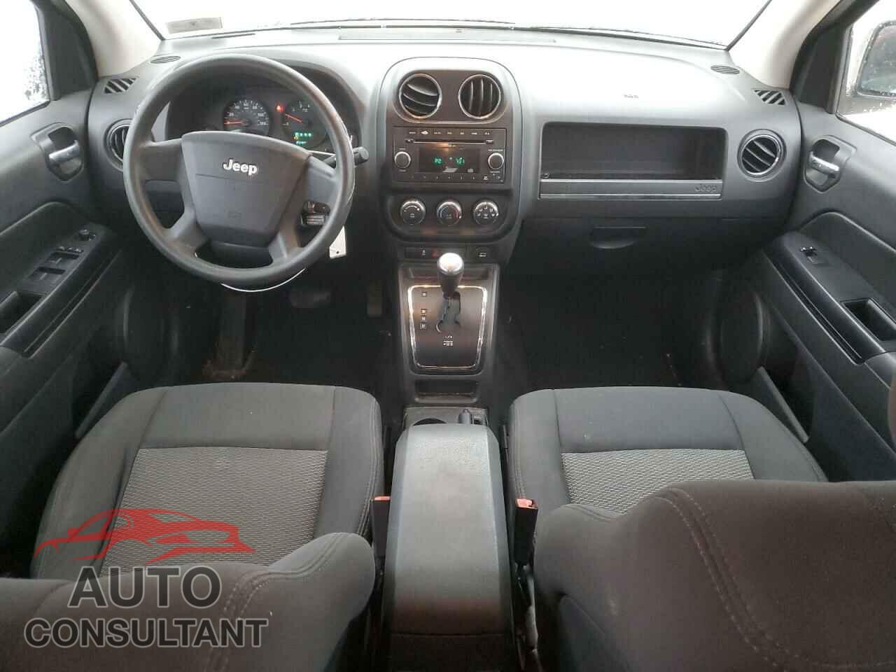 JEEP COMPASS 2010 - 1J4NF4FB3AD601587