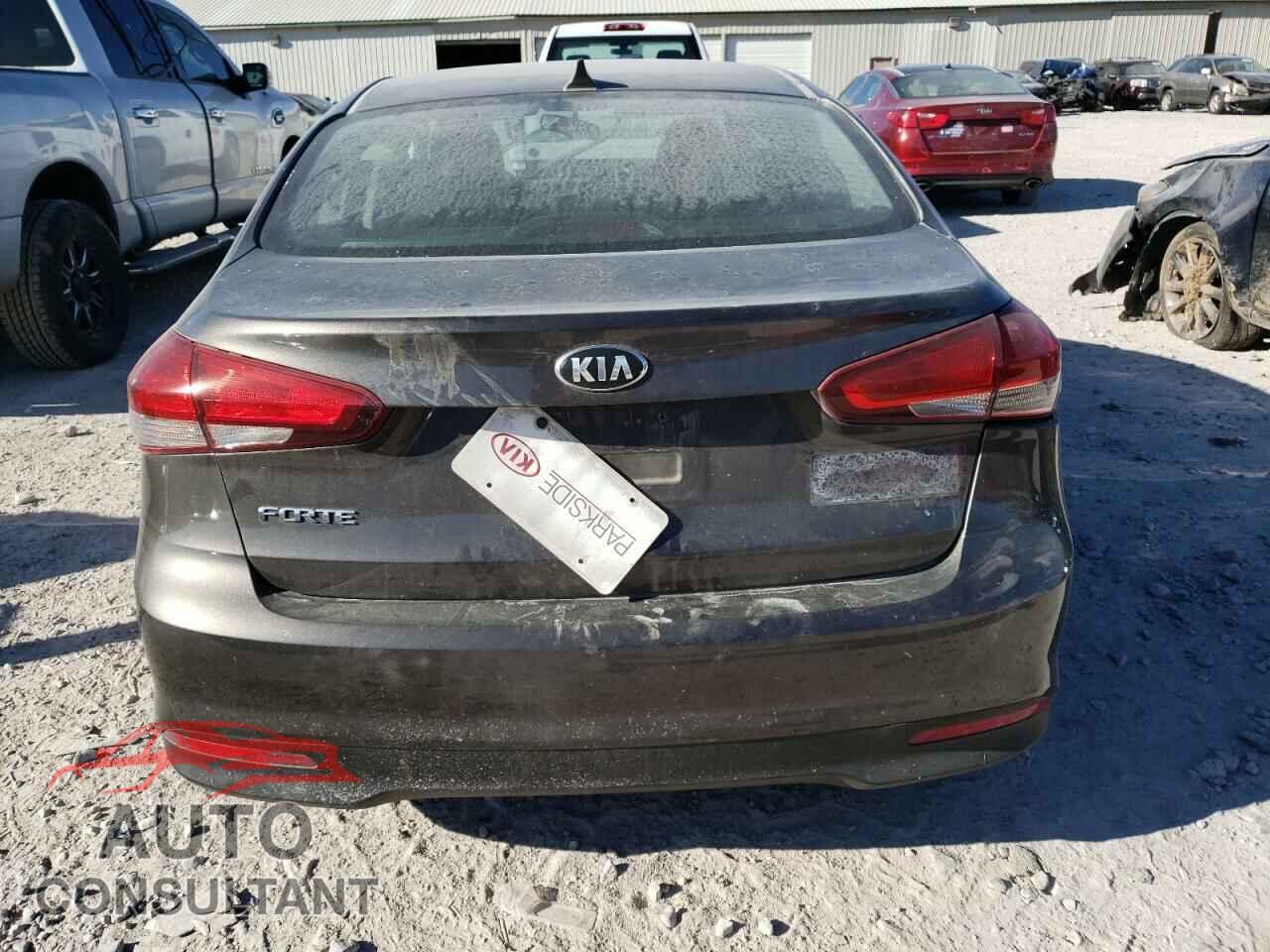 KIA FORTE 2017 - 3KPFK4A72HE142795