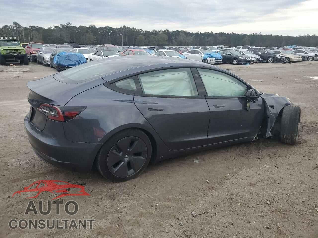 TESLA MODEL 3 2023 - 5YJ3E1EA0PF647208