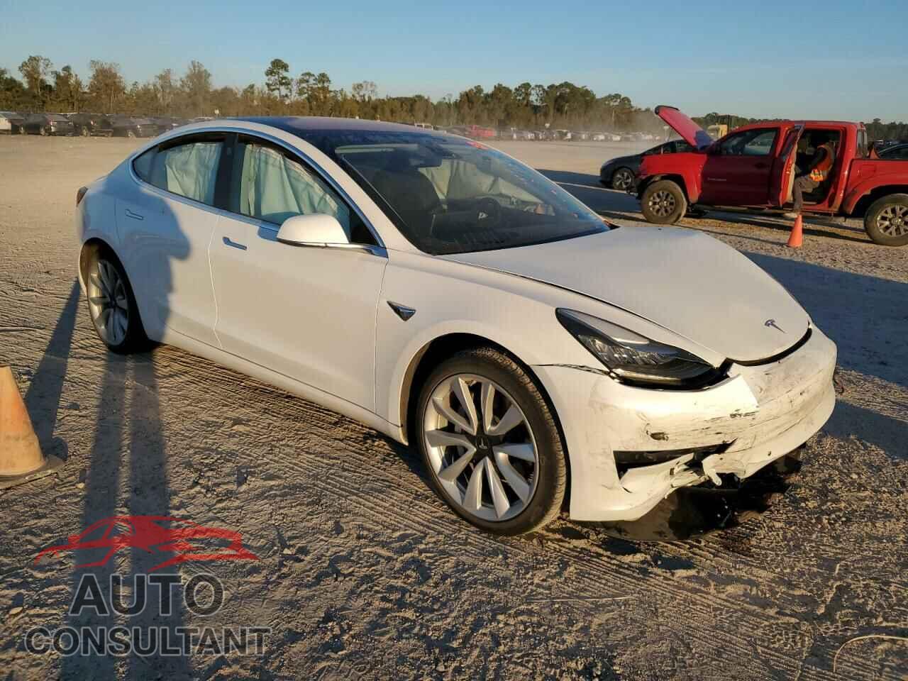 TESLA MODEL 3 2018 - 5YJ3E1EA1JF006558