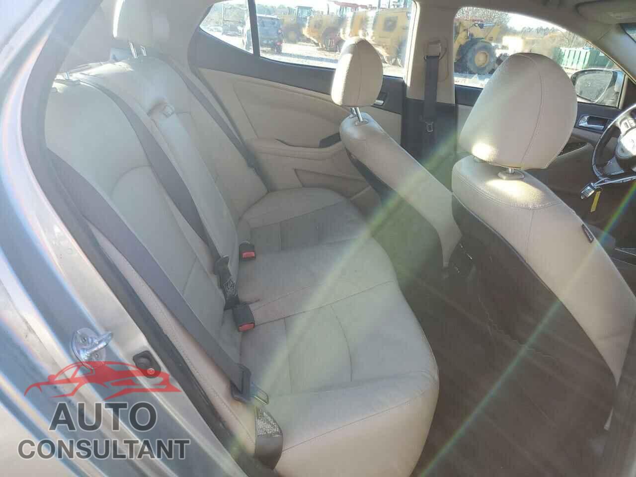 KIA OPTIMA 2014 - KNAGN4AD6E5073258