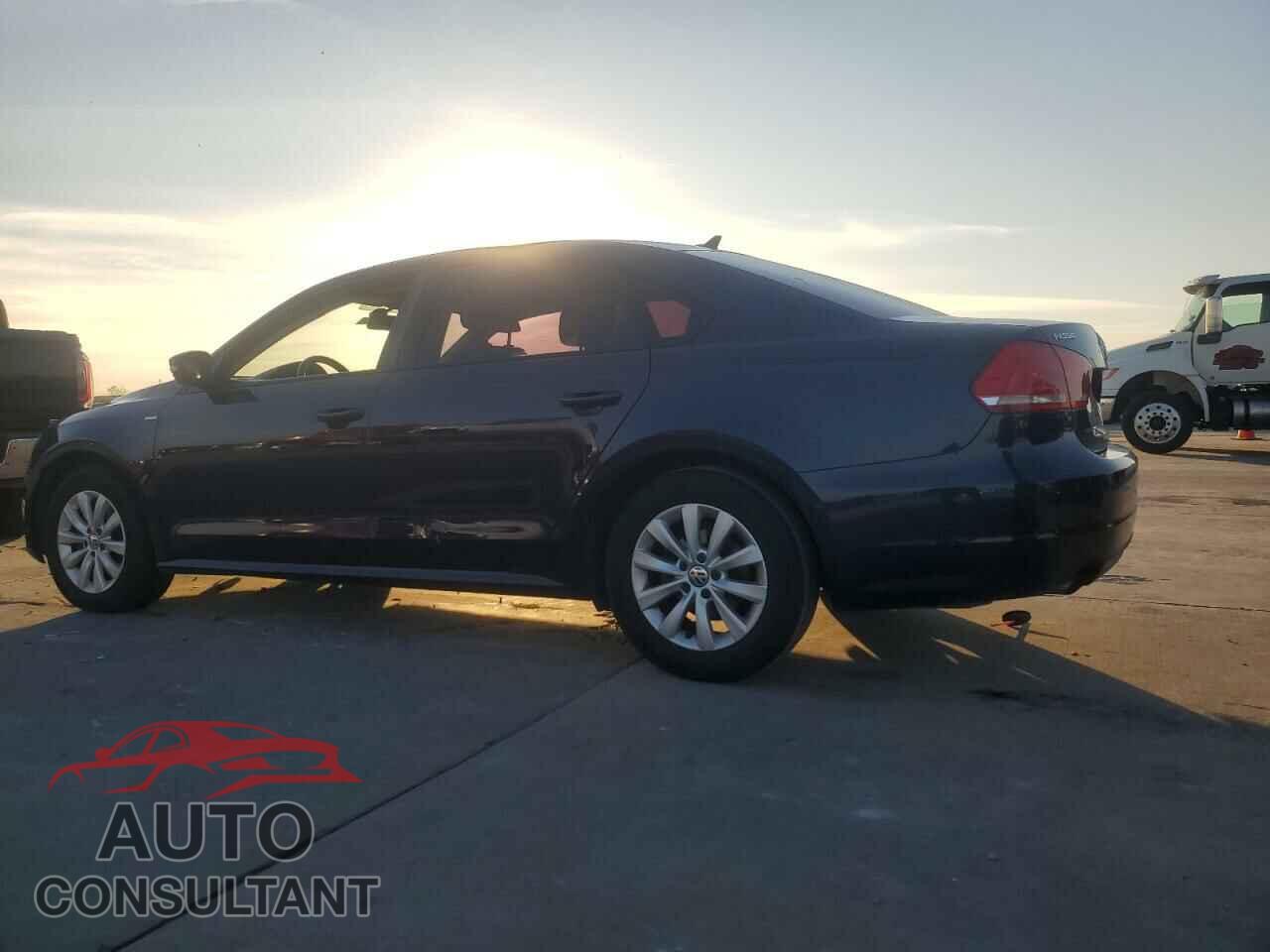 VOLKSWAGEN PASSAT 2014 - 1VWAT7A31EC073958