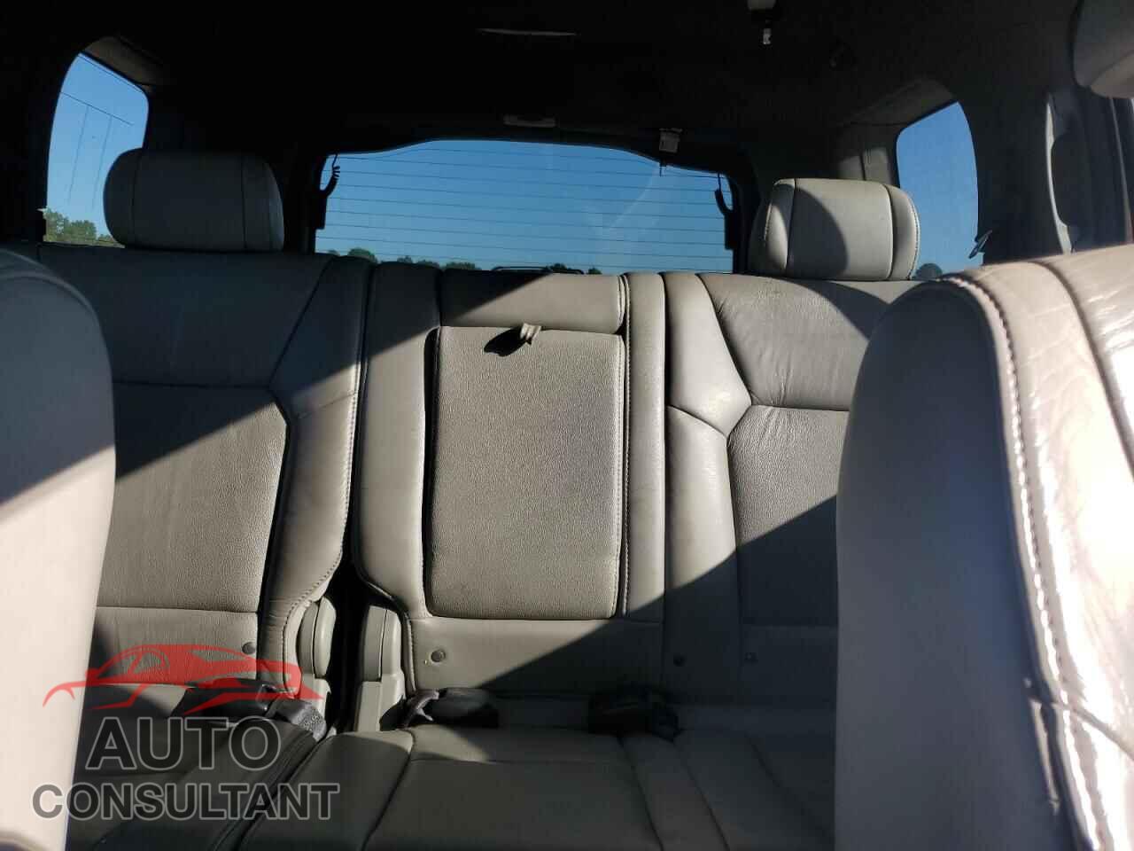 HONDA PILOT 2011 - 5FNYF3H53BB044968