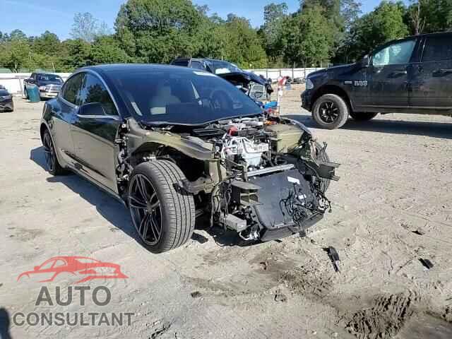 TESLA MODEL 3 2019 - 5YJ3E1EB9KF195051