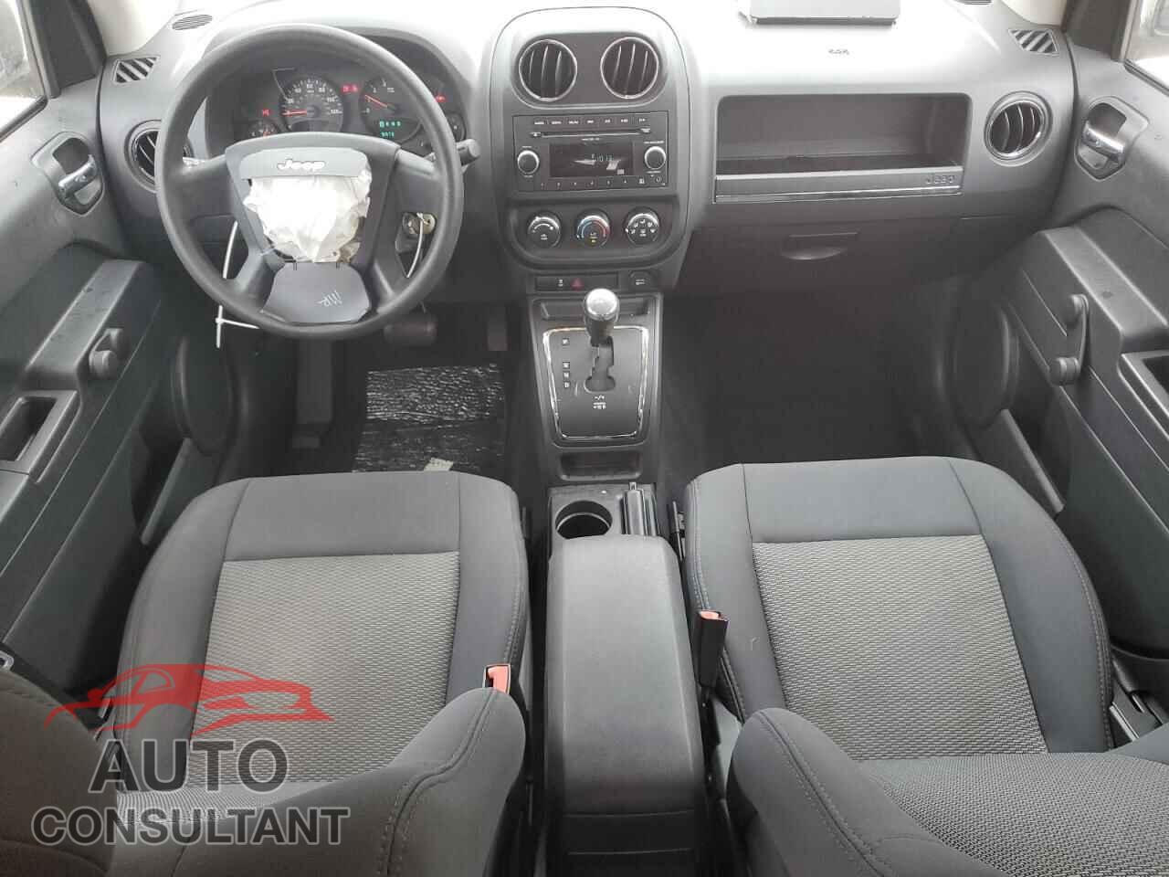 JEEP COMPASS 2010 - 1J4NT1FA7AD641556