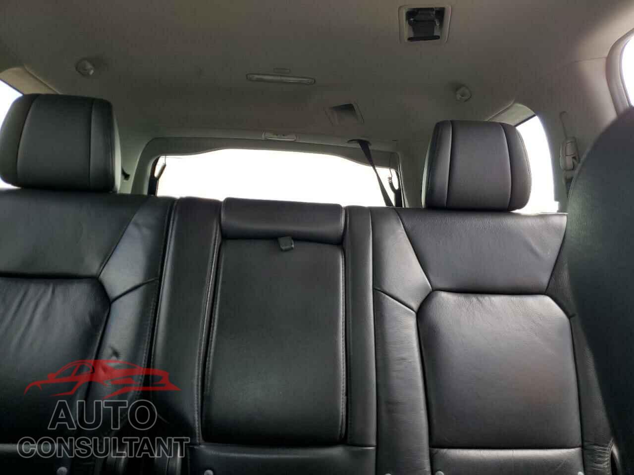 HONDA PILOT 2015 - 5FNYF3H53FB030588