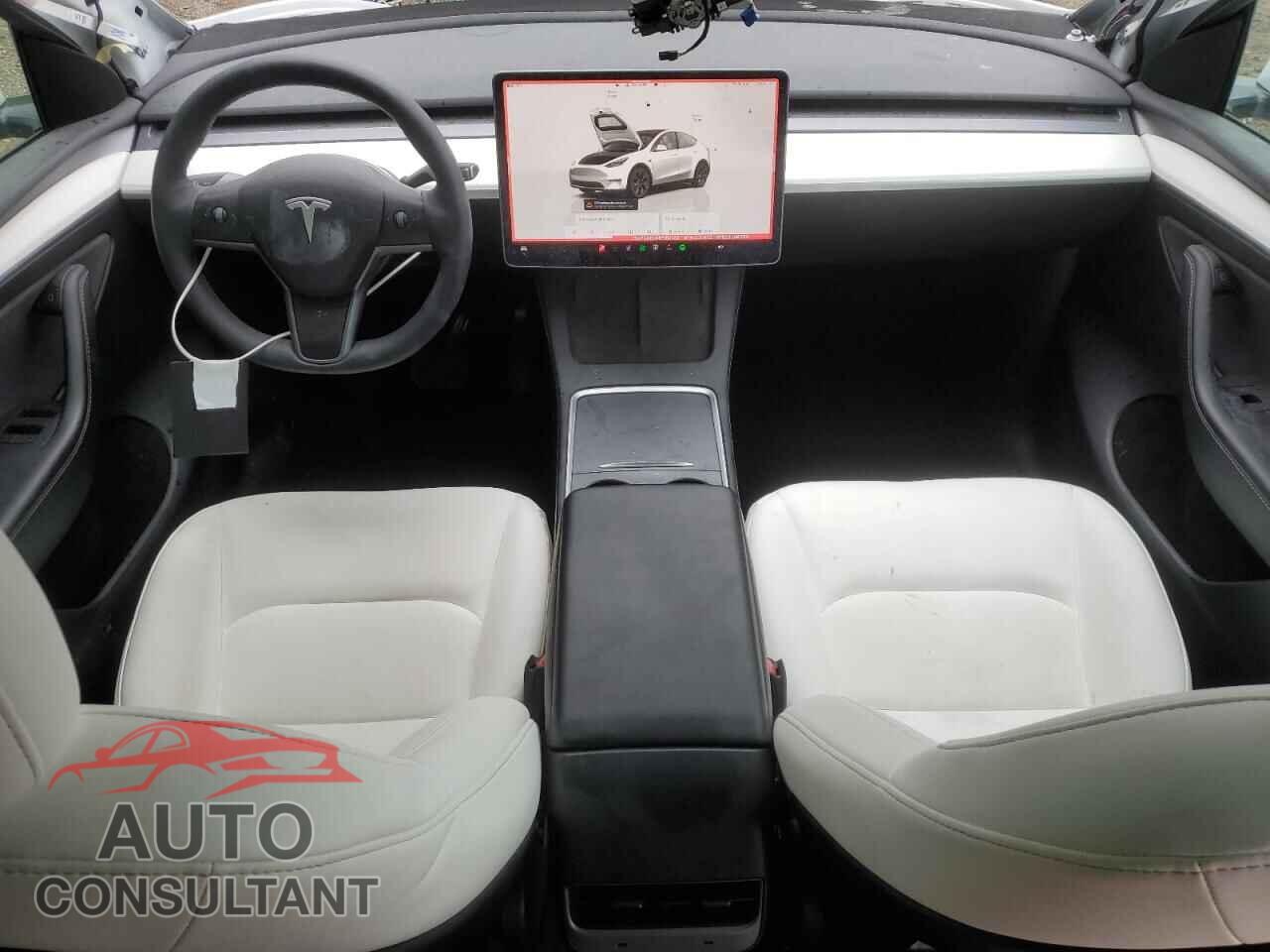 TESLA MODEL Y 2024 - 7SAYGDED4RF153032