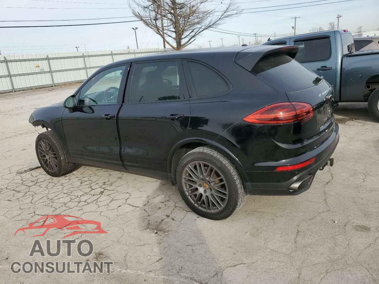 PORSCHE CAYENNE 2017 - WP1AA2A28HKA85312