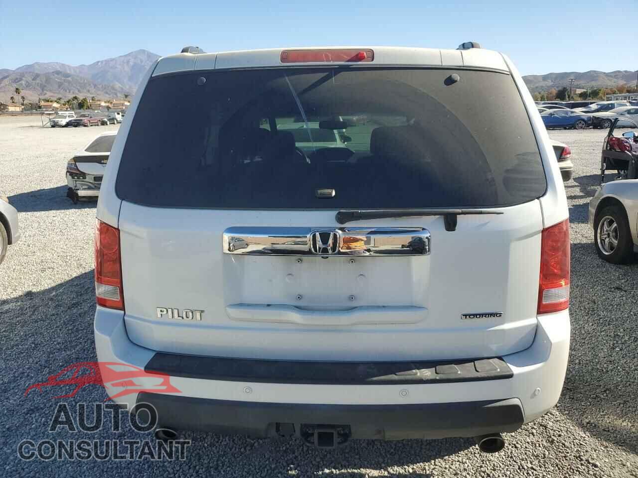 HONDA PILOT 2011 - 5FNYF3H94BB014302