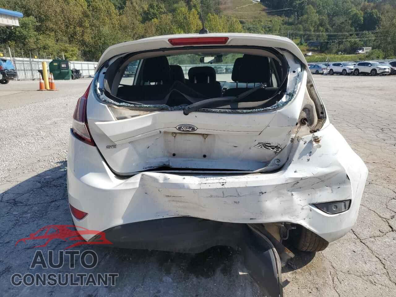 FORD FIESTA 2014 - 3FADP4EJ2EM243535