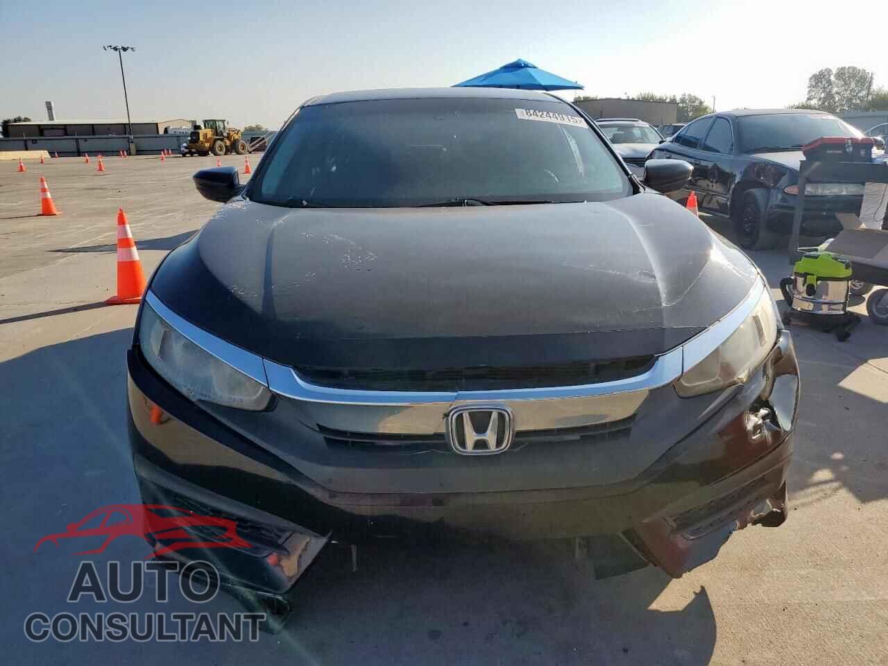 HONDA CIVIC 2018 - 2HGFC2F53JH593674