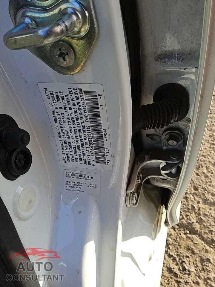 HONDA CIVIC 2014 - 19XFB2F53EE231119