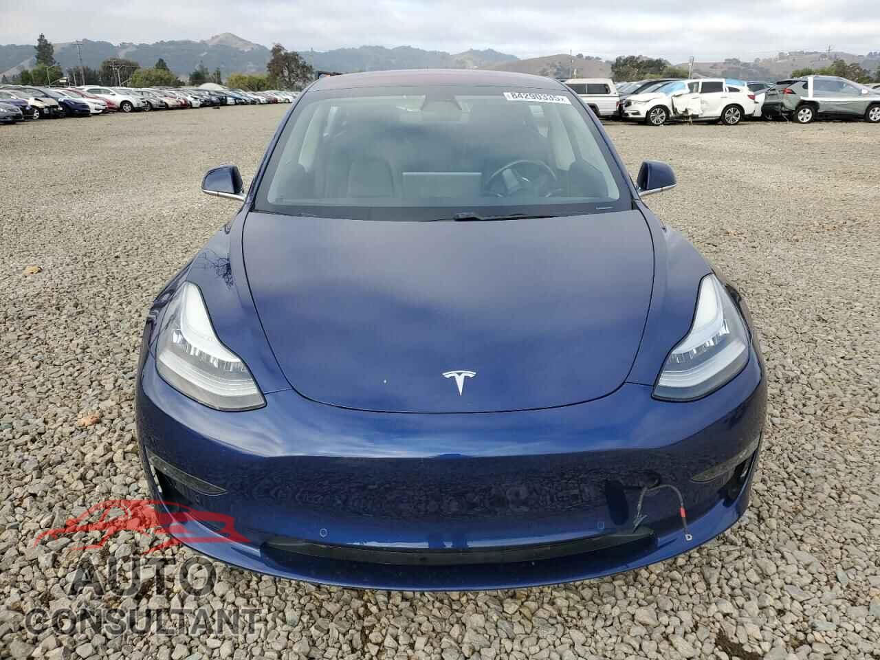 TESLA MODEL 3 2018 - 5YJ3E1EBXJF088217
