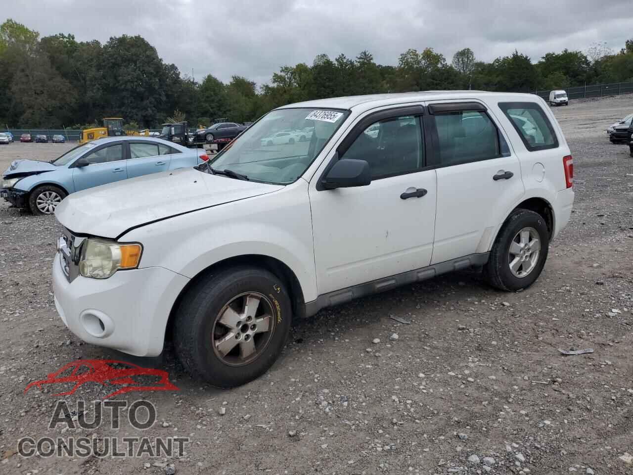 FORD ESCAPE 2010 - 1FMCU0C79AKB18642