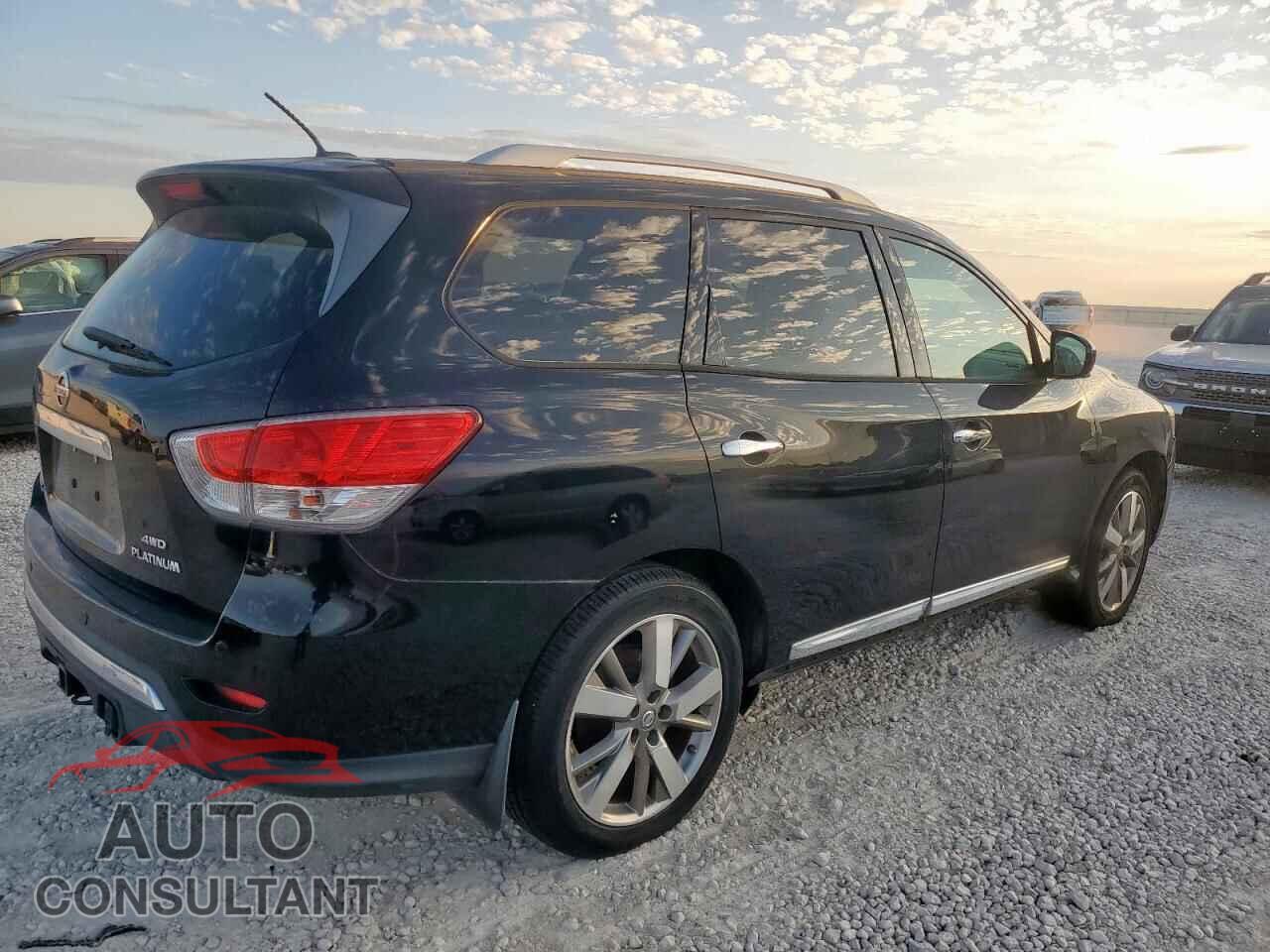 NISSAN PATHFINDER 2014 - 5N1AR2MMXEC619953
