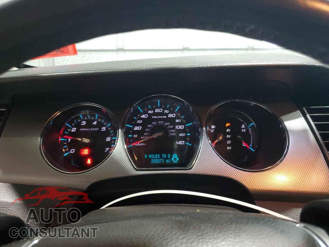FORD TAURUS 2011 - 1FAHP2EW0BG164663