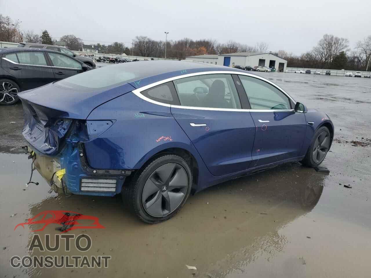 TESLA MODEL 3 2018 - 5YJ3E1EB3JF090066