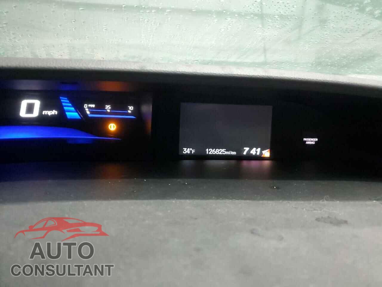 HONDA CIVIC 2013 - 2HGFB2F58DH300908