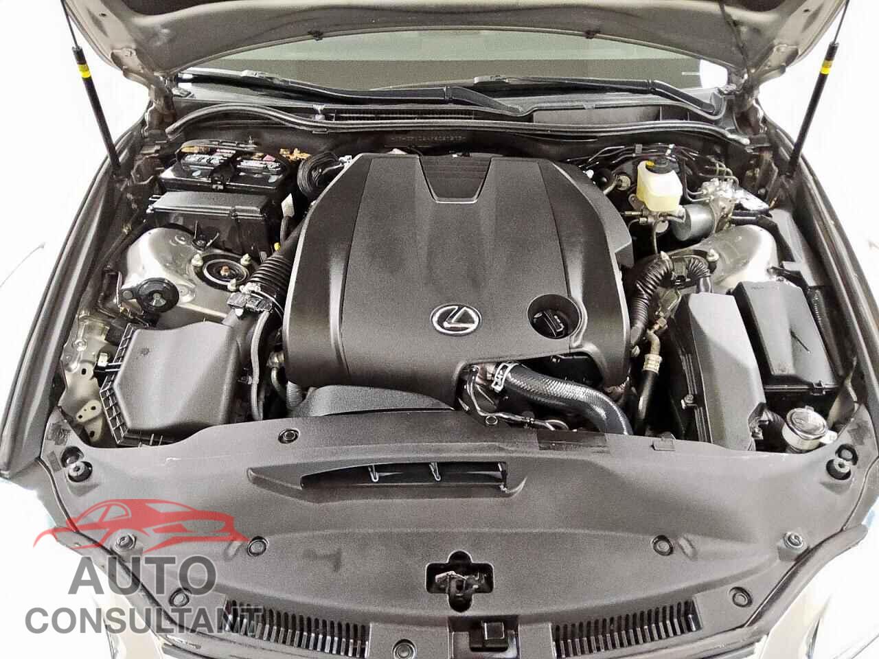 LEXUS IS 2015 - JTHCF1D24F5027273