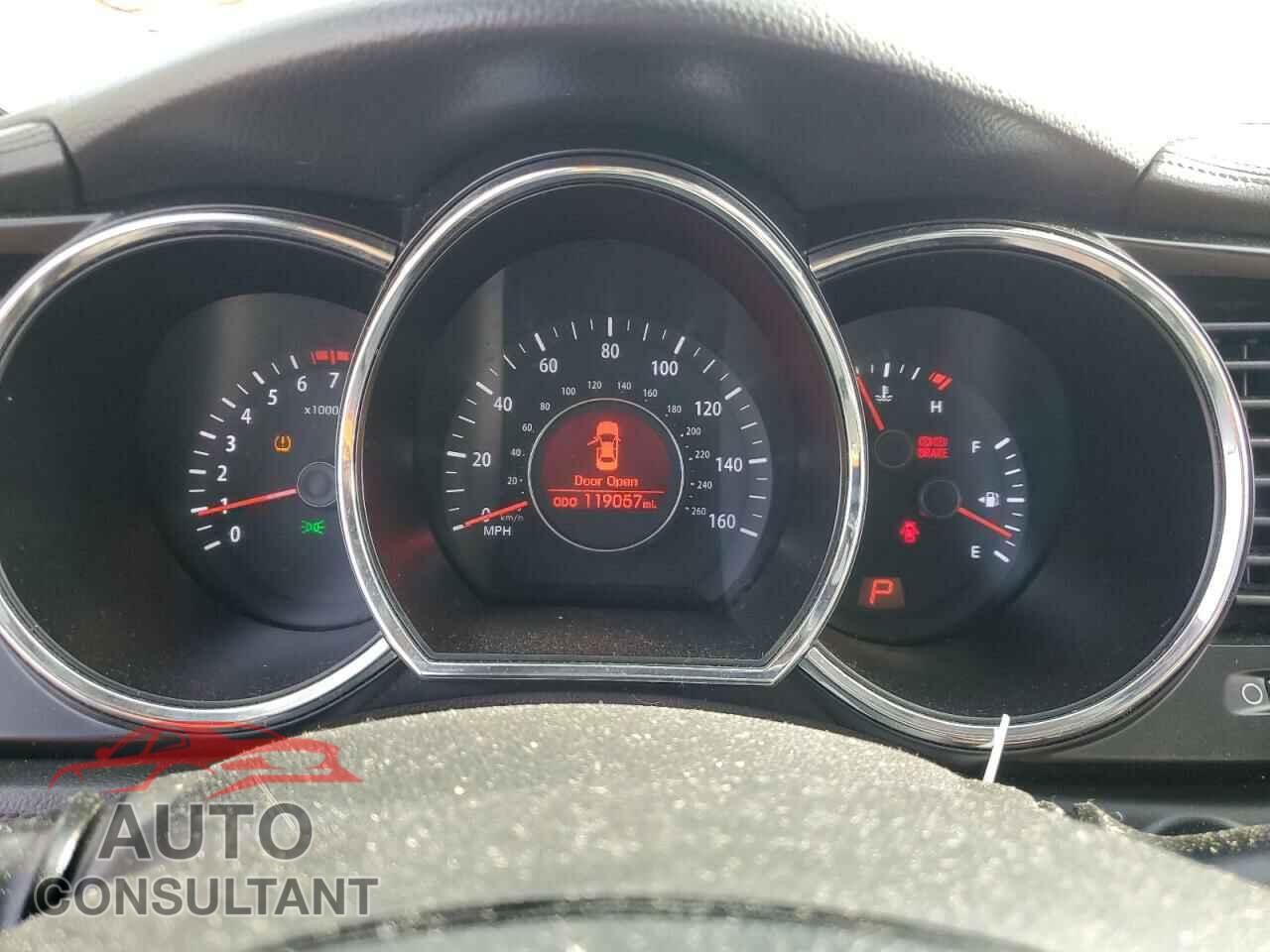 KIA OPTIMA 2011 - KNAGN4A73B5128237