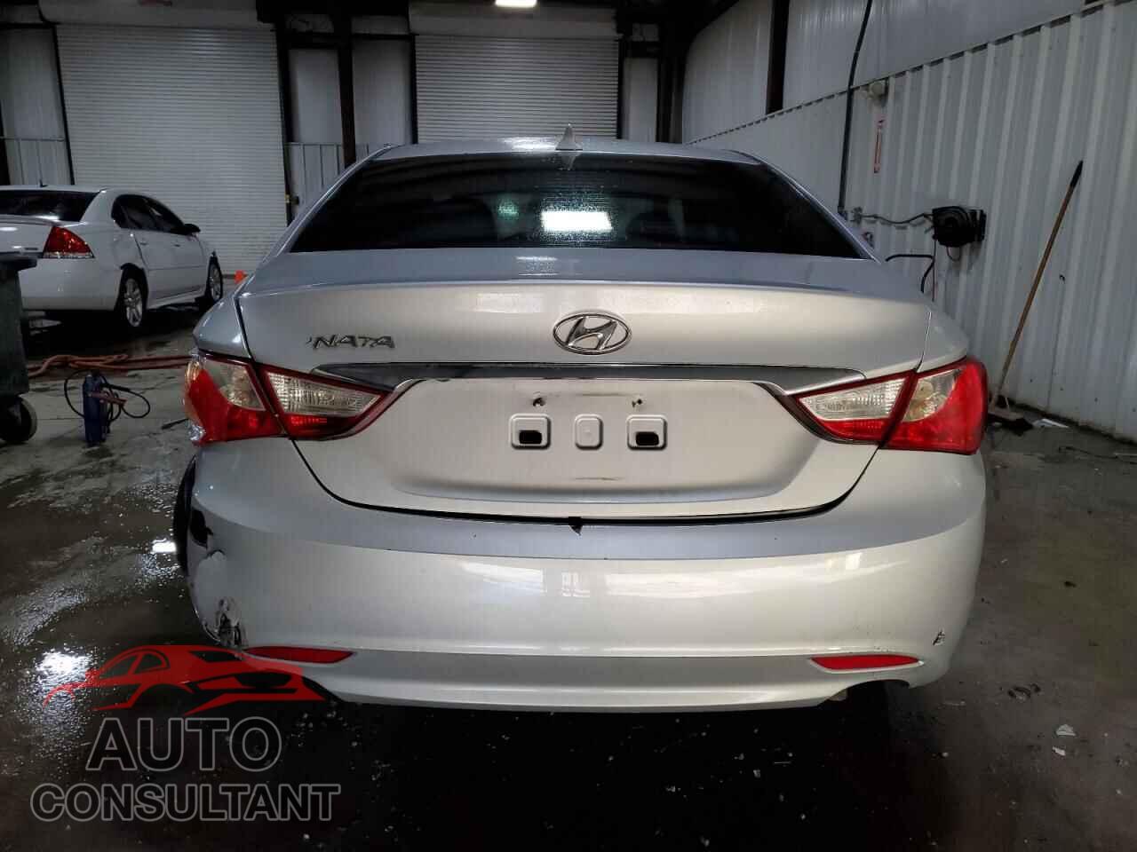HYUNDAI SONATA 2011 - 5NPEC4AC2BH181136