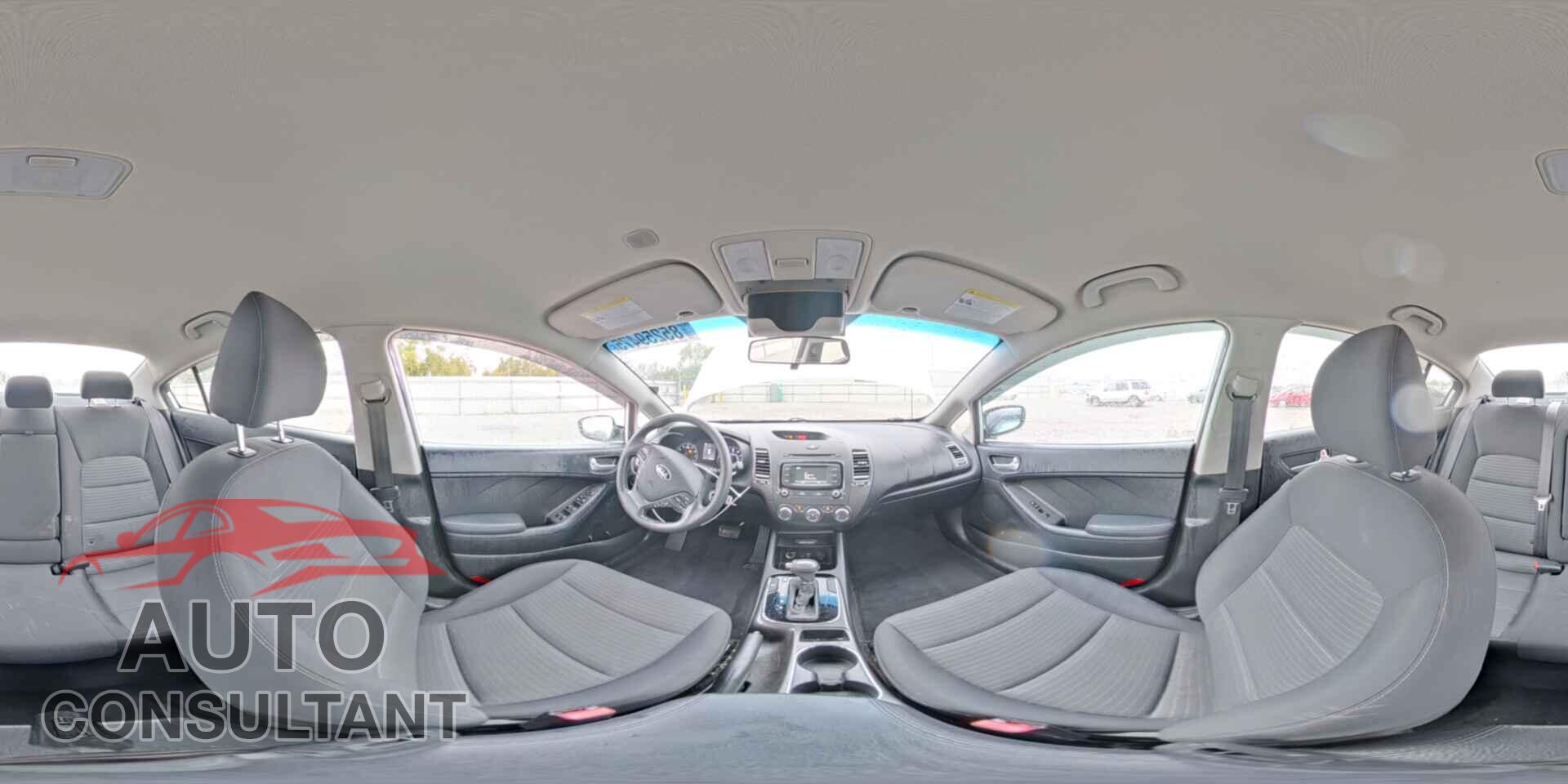 KIA FORTE 2017 - 3KPFL4A70HE009949