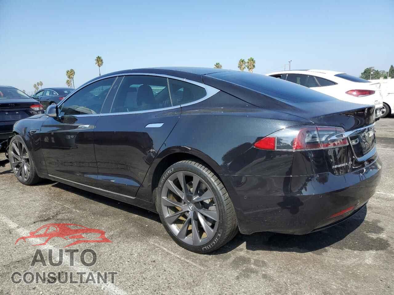 TESLA MODEL S 2018 - 5YJSA1E20JF282679