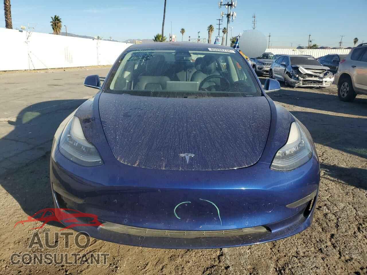 TESLA MODEL 3 2018 - 5YJ3E1EB0JF131012