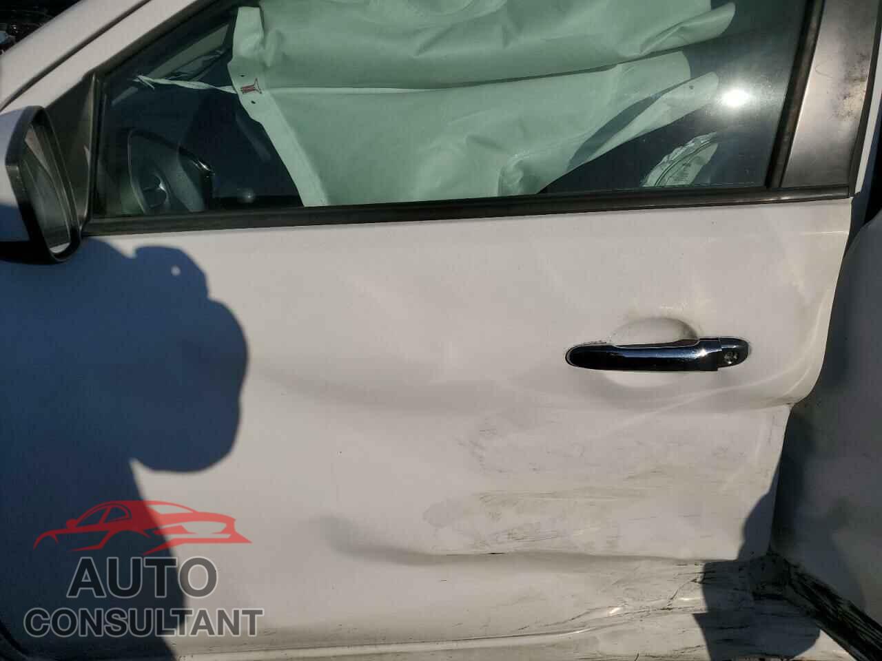 NISSAN VERSA 2017 - 3N1CN7AP2HL804319