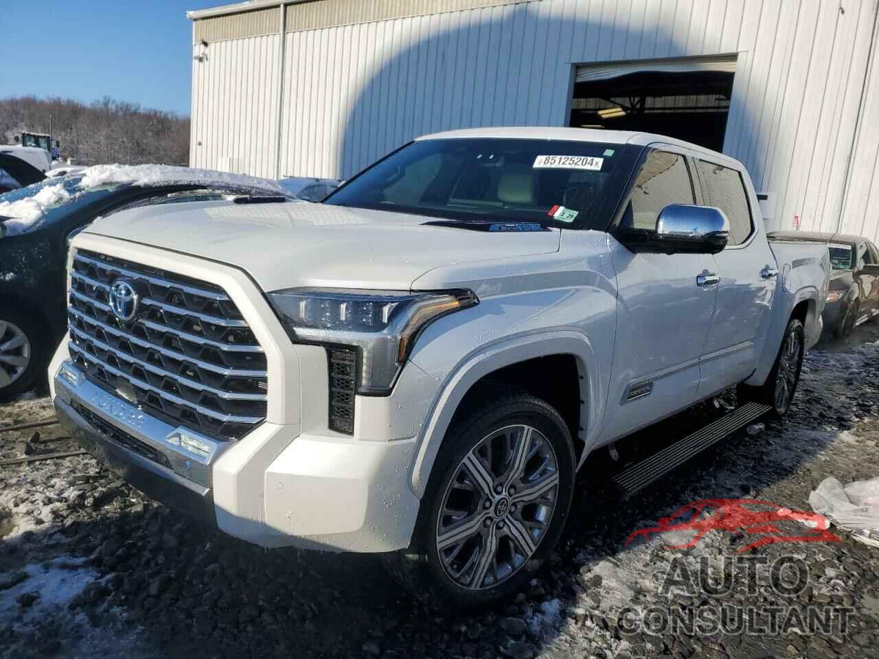 TOYOTA TUNDRA 2023 - 5TFVC5DB6PX040283